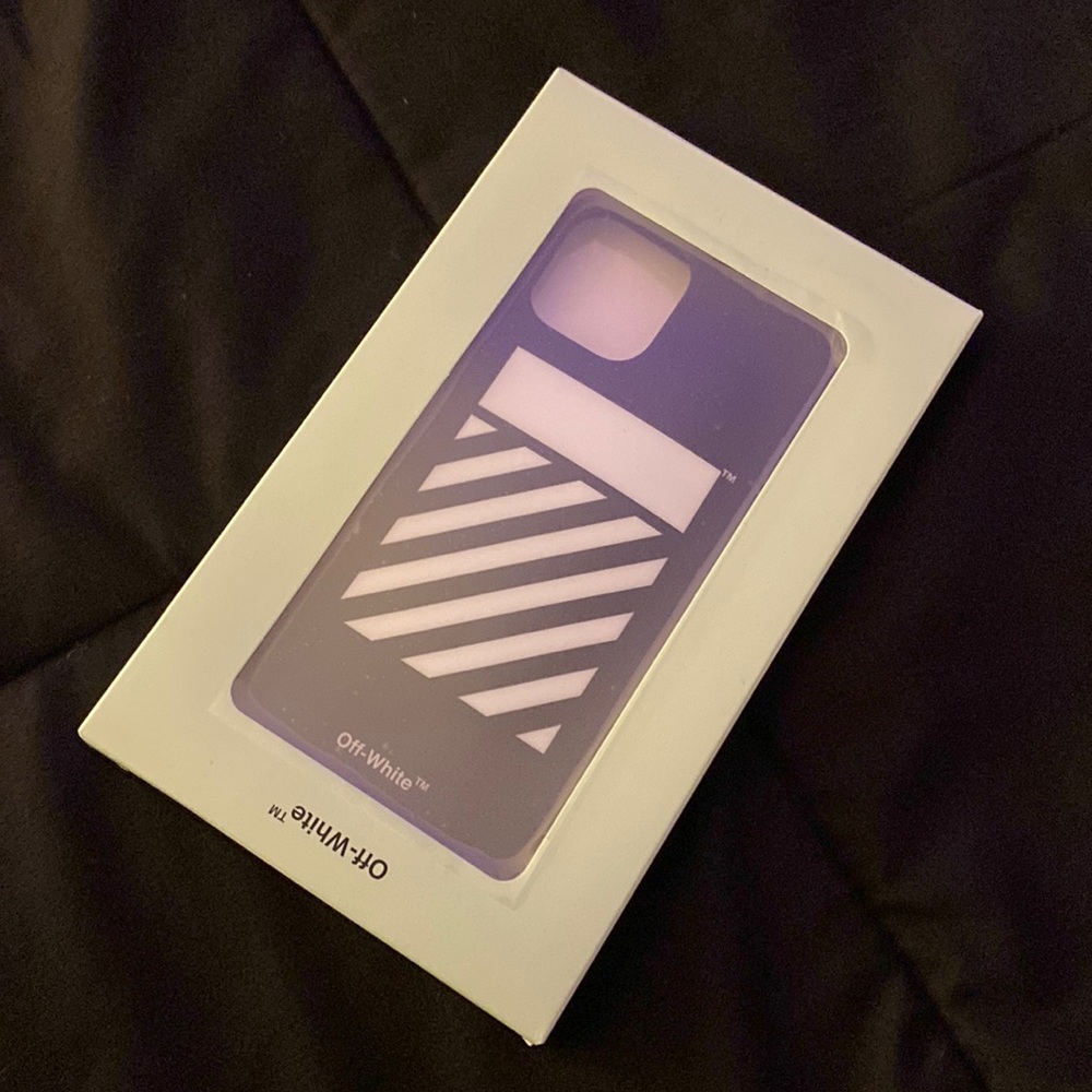 OFF WHITE iPhone11 phone case